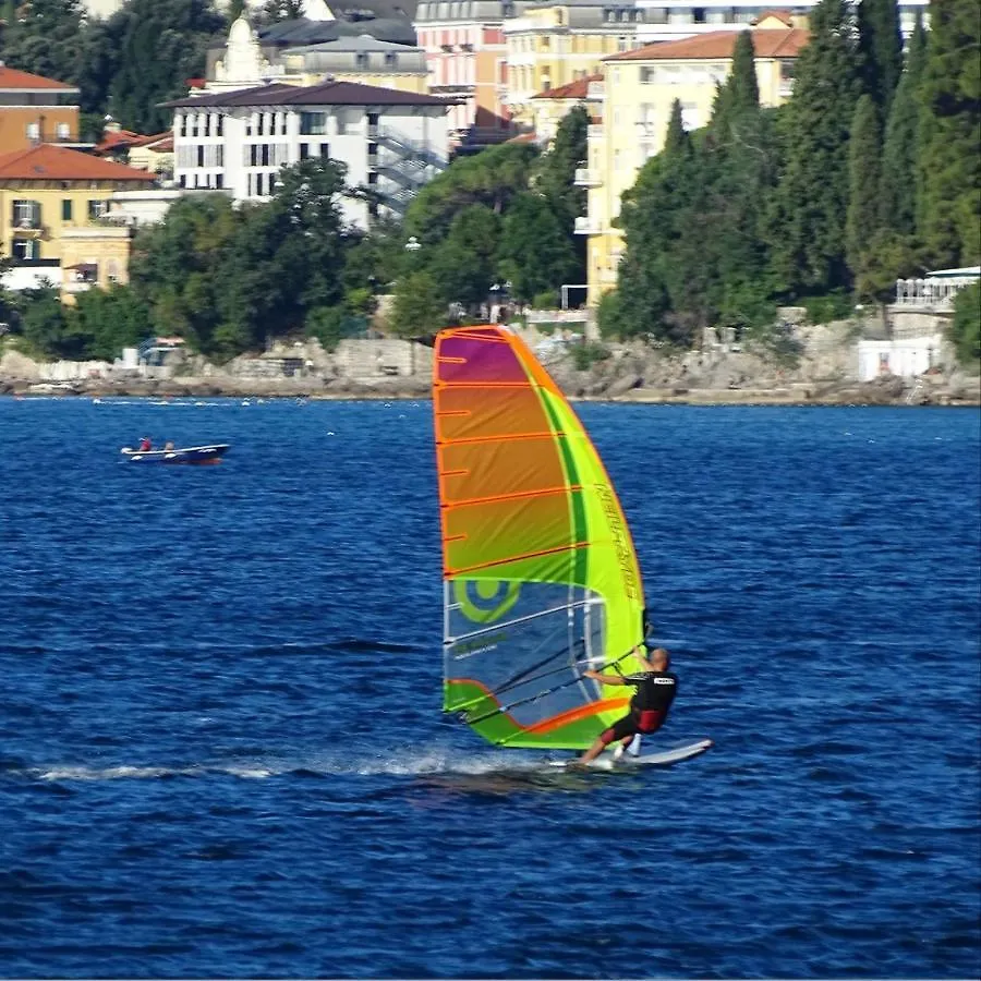 Apartment Lauro Opatija, Ground Floor, Parking, Near Sea Croatia